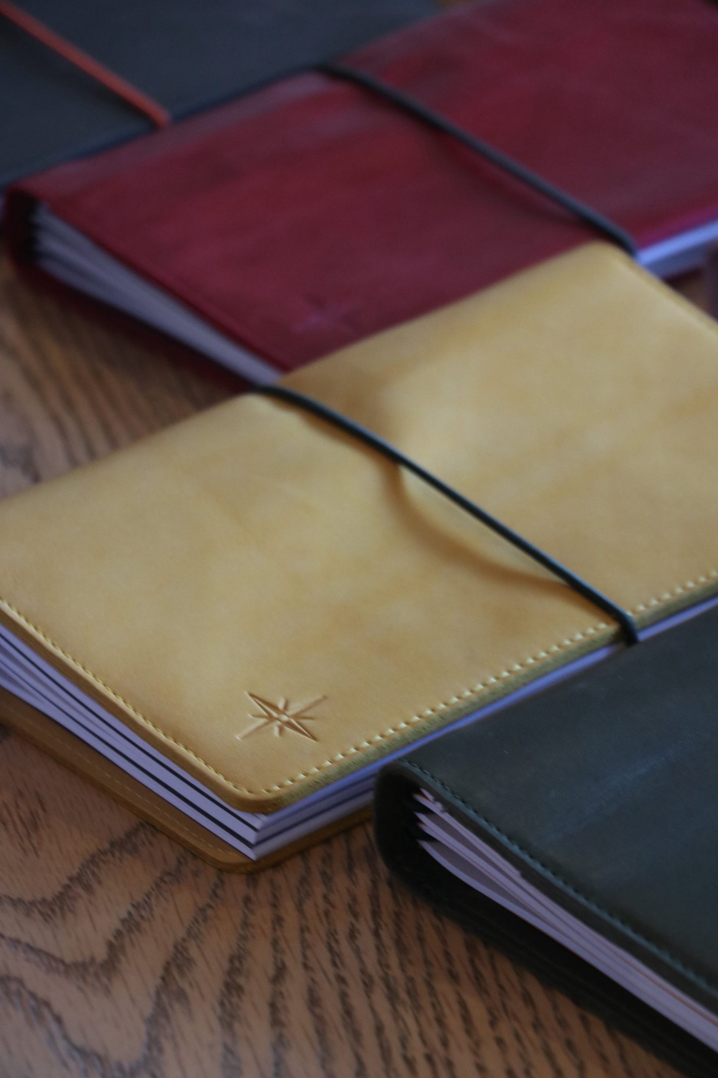 CLASSIC - Yellow Miel - A la Carte. Prints