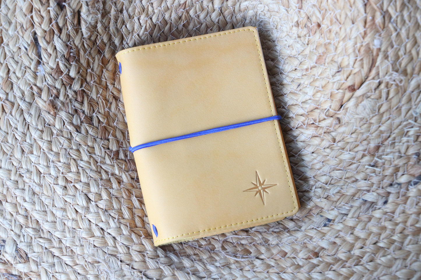 POCKET - Yellow Miel - A la Carte. Prints