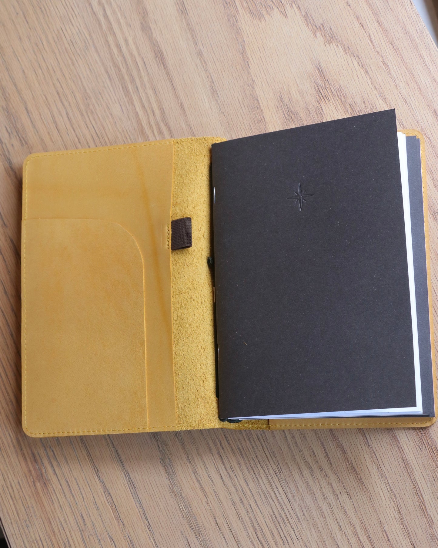 CLASSIC - Yellow Miel - A la Carte. Prints