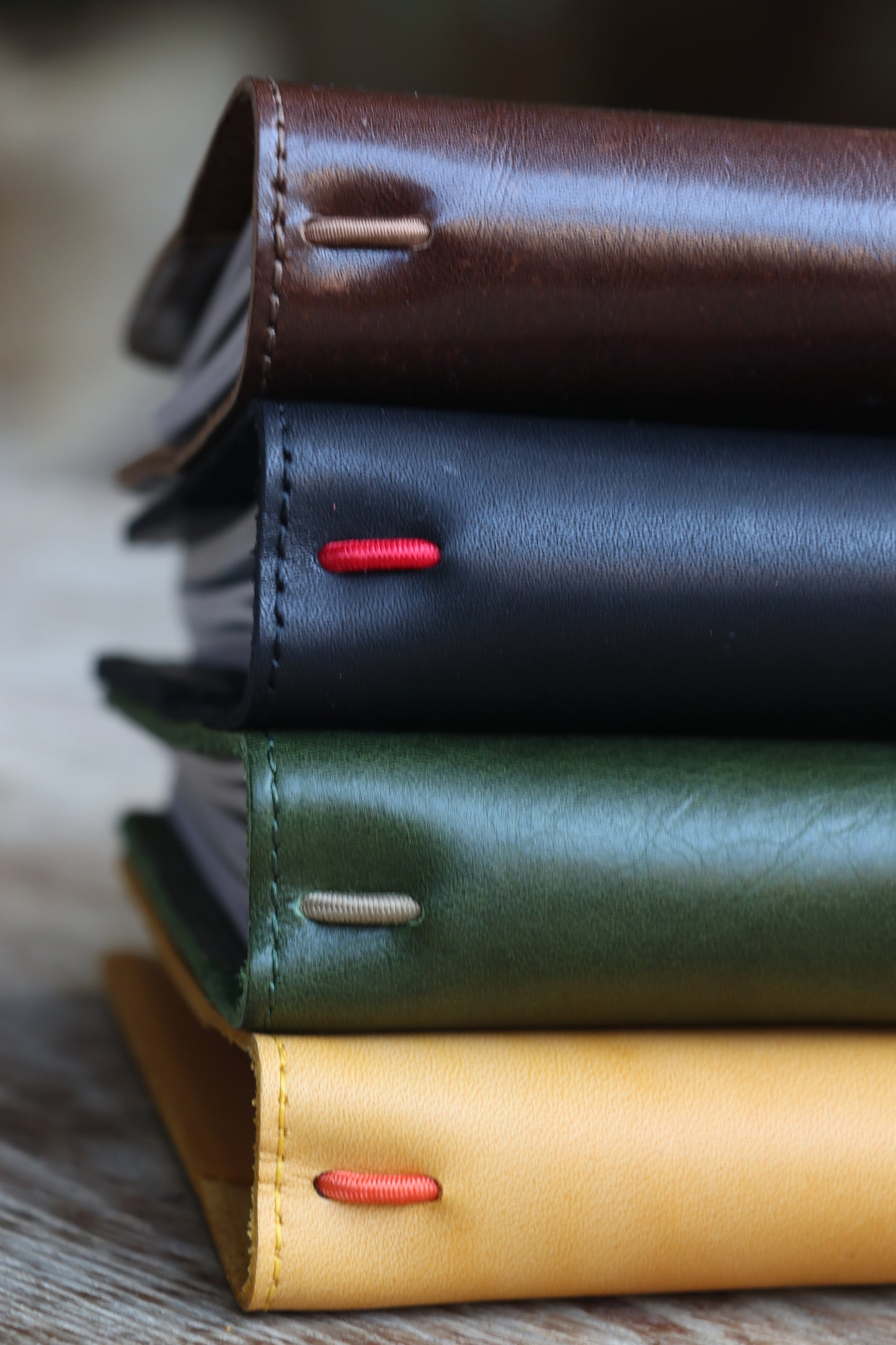 SLIM - Brown Maroon - A la Carte. Prints