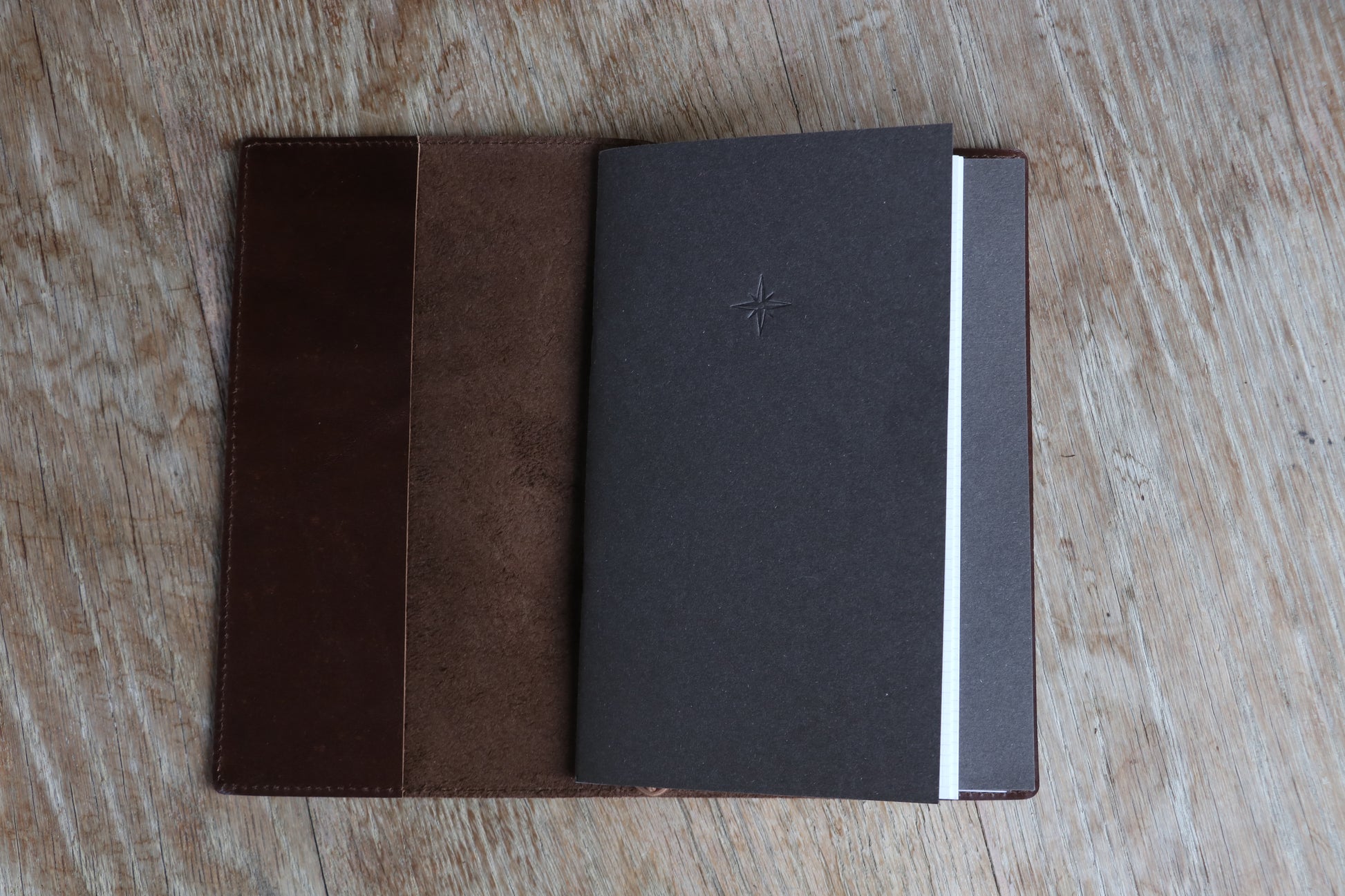 SLIM - Brown Maroon - A la Carte. Prints